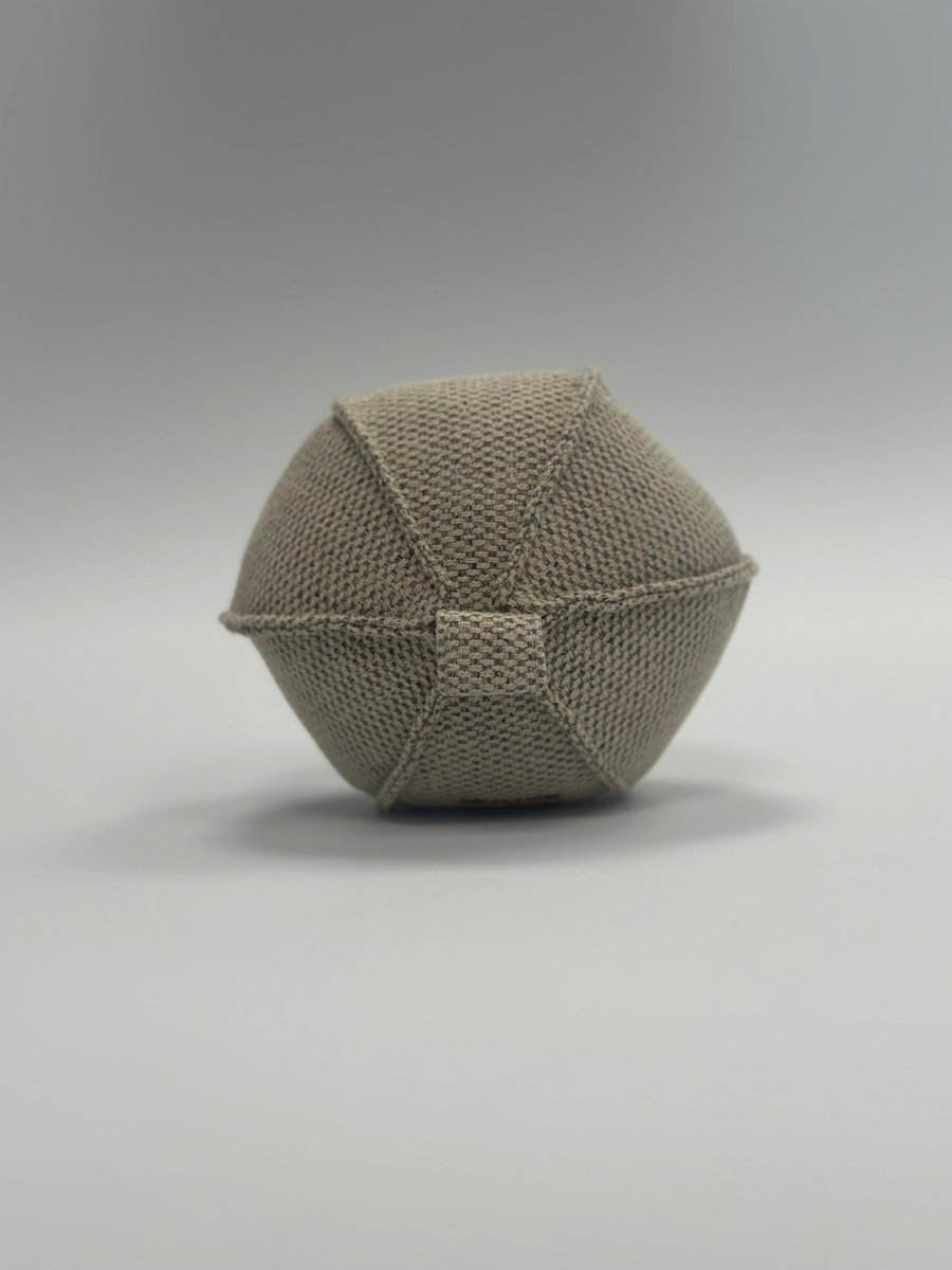 Ann Habor - Bold Hundelegetøj - Lys Beige - animondo.dk - AH0106