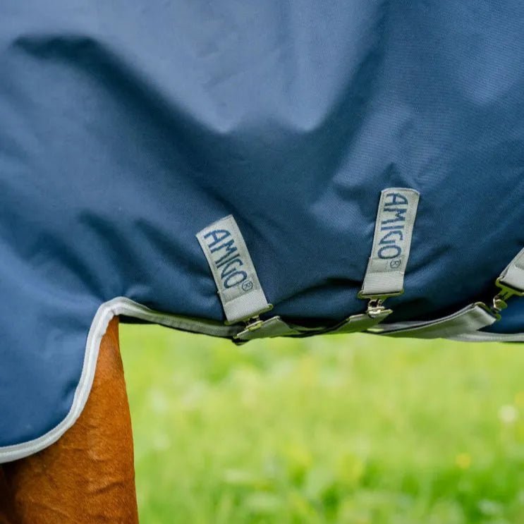 Horseware Amigo - Bravo 12 Plus Regndækken m. hals & V - Front - 100 gram - Navy - animondo.dk - AARPLF - BJI0 - 45