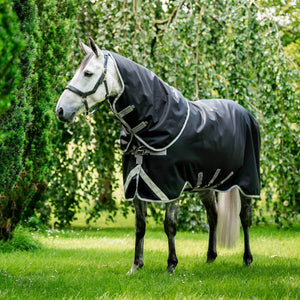 Horseware Amigo - Bravo 12 Plus Regndækken m. hals & V - Front - 100 gram - Sort - animondo.dk - AARPLF - KJI0 - 45